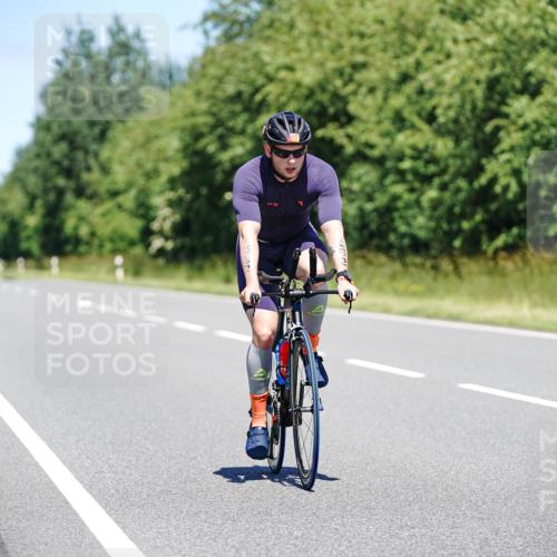 21.06.2026 - Viking Triathlon Michael Burmester http://msf.ph/oto/9881488 21.06.2026 13:28:40 Radfahren  meine-sportfotos.de