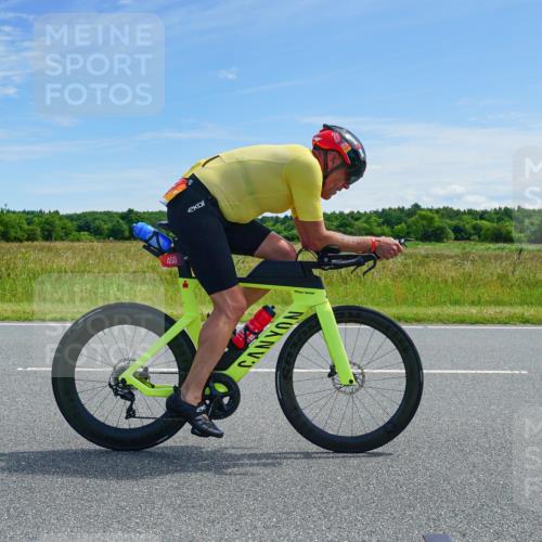 21.06.2026 - Viking Triathlon Michael Burmester http://msf.ph/oto/9881503 21.06.2026 12:58:46 Radfahren 60, 298, 450 meine-sportfotos.de