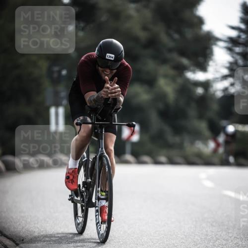 21.06.2026 - 29. Vierlanden-Triathlon H.Heesch http://msf.ph/oto/9881527 21.06.2026 09:16:12 Radfahren 61, 212, 1354 meine-sportfotos.de