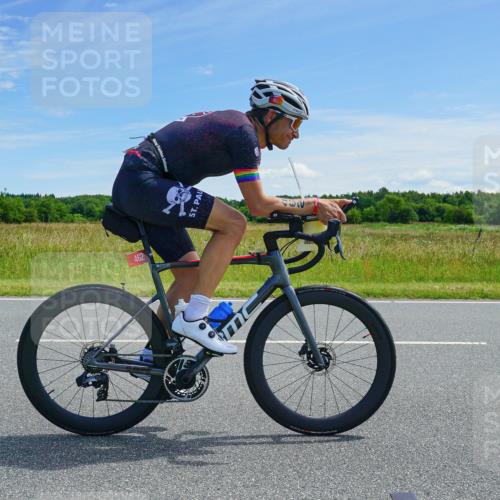 21.06.2026 - Viking Triathlon Michael Burmester http://msf.ph/oto/9881534 21.06.2026 12:59:13 Radfahren 69, 127, 493 meine-sportfotos.de