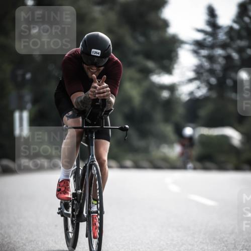 21.06.2026 - 29. Vierlanden-Triathlon H.Heesch http://msf.ph/oto/9881539 21.06.2026 09:16:12 Radfahren 61, 212, 1354 meine-sportfotos.de