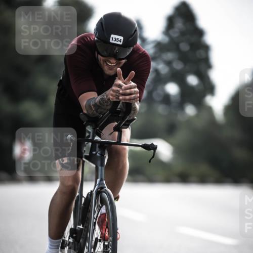21.06.2026 - 29. Vierlanden-Triathlon H.Heesch http://msf.ph/oto/9881571 21.06.2026 09:16:12 Radfahren 61, 212, 1354 meine-sportfotos.de