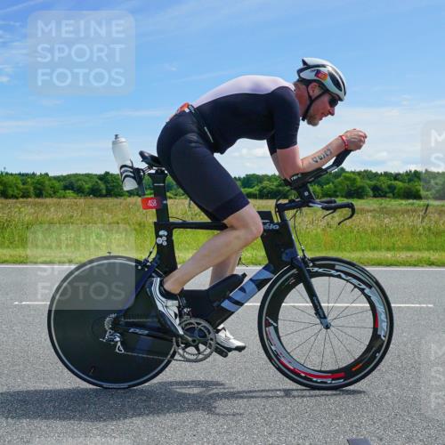 21.06.2026 - Viking Triathlon Michael Burmester http://msf.ph/oto/9881590 21.06.2026 13:00:23 Radfahren 363, 458, 539 meine-sportfotos.de