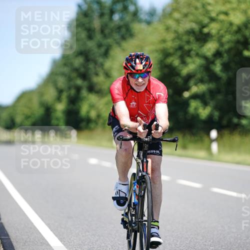 21.06.2026 - Viking Triathlon Michael Burmester http://msf.ph/oto/9881600 21.06.2026 13:29:30 Radfahren 431, 431 meine-sportfotos.de