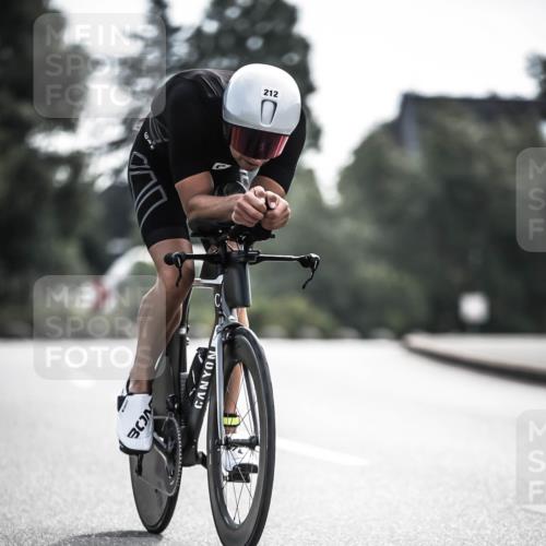 21.06.2026 - 29. Vierlanden-Triathlon H.Heesch http://msf.ph/oto/9881641 21.06.2026 09:16:16 Radfahren 61, 212 meine-sportfotos.de
