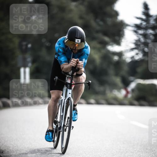 21.06.2026 - 29. Vierlanden-Triathlon H.Heesch http://msf.ph/oto/9881699 21.06.2026 09:16:35 Radfahren 36, 184 meine-sportfotos.de