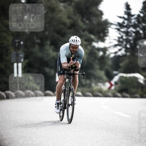 21.06.2026 - 29. Vierlanden-Triathlon H.Heesch http://msf.ph/oto/9881743 21.06.2026 09:16:55 Radfahren 49 meine-sportfotos.de