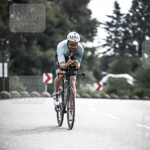 21.06.2026 - 29. Vierlanden-Triathlon H.Heesch http://msf.ph/oto/9881756 21.06.2026 09:16:55 Radfahren 49 meine-sportfotos.de