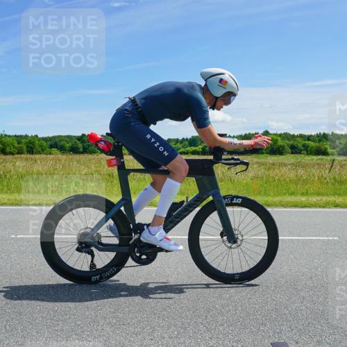 21.06.2026 - Viking Triathlon Michael Burmester http://msf.ph/oto/9881762 21.06.2026 13:03:57 Radfahren 40, 61, 209, 566, 609 meine-sportfotos.de