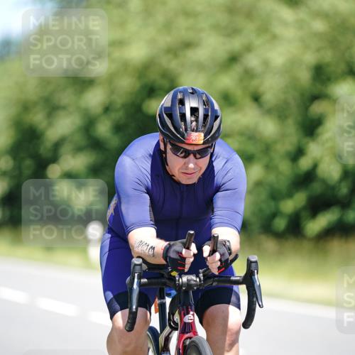 21.06.2026 - Viking Triathlon Michael Burmester http://msf.ph/oto/9881764 21.06.2026 13:30:48 Radfahren  meine-sportfotos.de