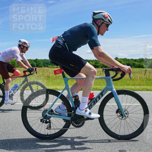 21.06.2026 - Viking Triathlon Michael Burmester http://msf.ph/oto/9881770 21.06.2026 13:04:01 Radfahren 61, 209, 498, 609 meine-sportfotos.de