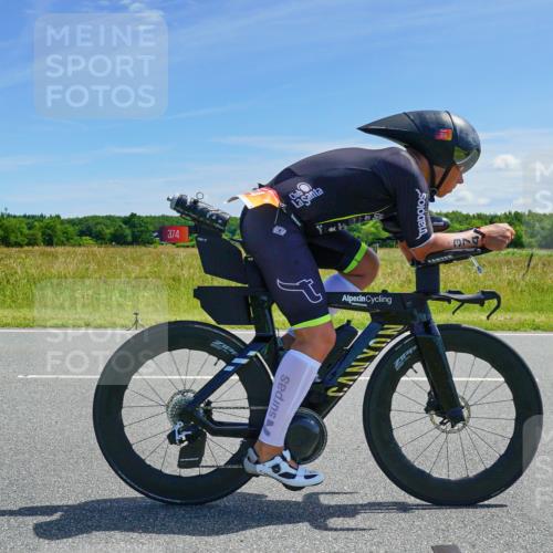 21.06.2026 - Viking Triathlon Michael Burmester http://msf.ph/oto/9881873 21.06.2026 13:06:46 Radfahren 222, 233, 374, 516, 523, 636 meine-sportfotos.de