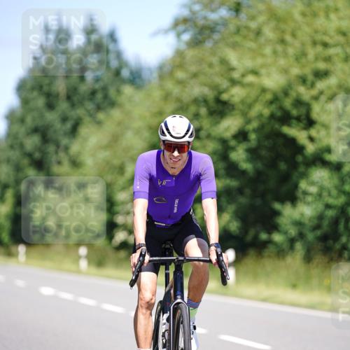 21.06.2026 - Viking Triathlon Michael Burmester http://msf.ph/oto/9881933 21.06.2026 13:32:40 Radfahren  meine-sportfotos.de