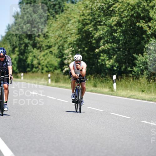 21.06.2026 - Viking Triathlon Michael Burmester http://msf.ph/oto/9881959 21.06.2026 13:32:46 Radfahren  meine-sportfotos.de
