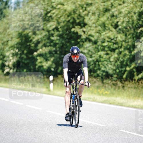 21.06.2026 - Viking Triathlon Michael Burmester http://msf.ph/oto/9882000 21.06.2026 13:33:16 Radfahren 421 meine-sportfotos.de