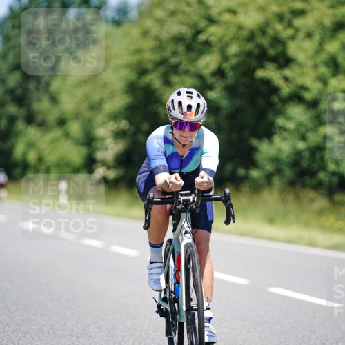 21.06.2026 - Viking Triathlon Michael Burmester http://msf.ph/oto/9882010 21.06.2026 13:33:17 Radfahren 421 meine-sportfotos.de