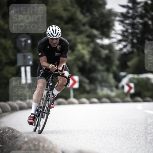 21.06.2026 - 29. Vierlanden-Triathlon H.Heesch http://msf.ph/oto/9882020 21.06.2026 10:32:38 Radfahren 93, 159, 217, 287, 299, 302 meine-sportfotos.de