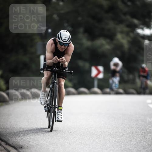 21.06.2026 - 29. Vierlanden-Triathlon H.Heesch http://msf.ph/oto/9882025 21.06.2026 09:17:27 Radfahren 3, 16, 127, 202, 233 meine-sportfotos.de