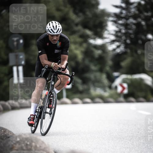 21.06.2026 - 29. Vierlanden-Triathlon H.Heesch http://msf.ph/oto/9882038 21.06.2026 10:32:38 Radfahren 93, 159, 217, 287, 299, 302 meine-sportfotos.de
