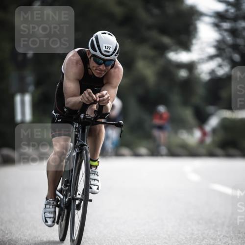21.06.2026 - 29. Vierlanden-Triathlon H.Heesch http://msf.ph/oto/9882105 21.06.2026 09:17:27 Radfahren 3, 16, 127, 202, 233 meine-sportfotos.de