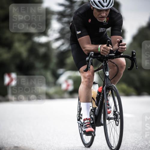 21.06.2026 - 29. Vierlanden-Triathlon H.Heesch http://msf.ph/oto/9882165 21.06.2026 10:32:38 Radfahren 93, 159, 217, 287, 299, 302 meine-sportfotos.de