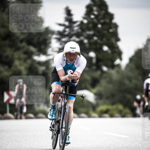 21.06.2026 - 29. Vierlanden-Triathlon H.Heesch http://msf.ph/oto/9882279 21.06.2026 10:34:32 Radfahren 92, 118, 119, 141, 178, 227, 350, 363, 554 meine-sportfotos.de
