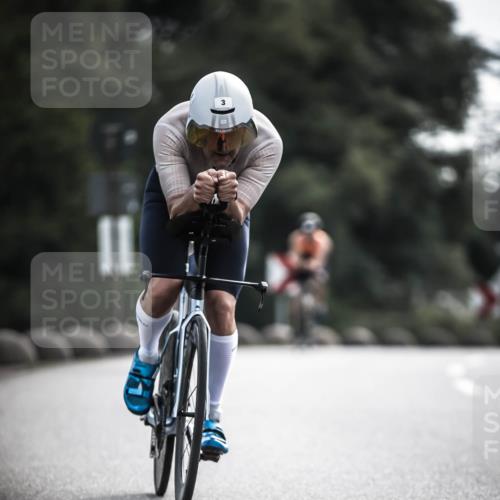 21.06.2026 - 29. Vierlanden-Triathlon H.Heesch http://msf.ph/oto/9882301 21.06.2026 09:17:30 Radfahren 3, 16, 51, 127, 233 meine-sportfotos.de