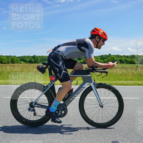 21.06.2026 - Viking Triathlon Michael Burmester http://msf.ph/oto/9882310 21.06.2026 13:13:46 Radfahren 54 meine-sportfotos.de