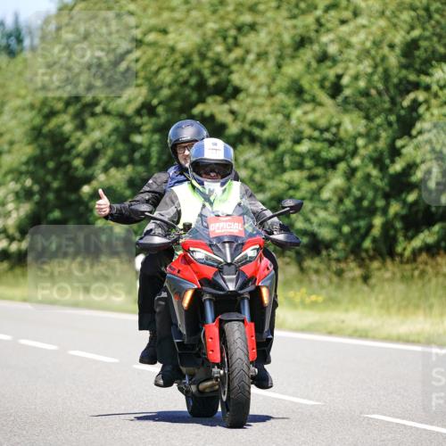 21.06.2026 - Viking Triathlon Michael Burmester http://msf.ph/oto/9882326 21.06.2026 13:37:50 Radfahren  meine-sportfotos.de