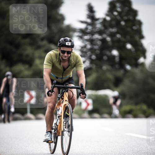 21.06.2026 - 29. Vierlanden-Triathlon H.Heesch http://msf.ph/oto/9882341 21.06.2026 10:34:33 Radfahren 92, 118, 119, 141, 178, 227, 350, 363, 554, 560 meine-sportfotos.de