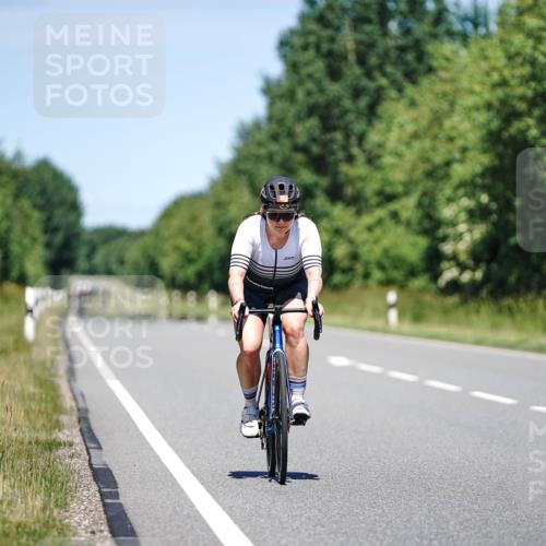 21.06.2026 - Viking Triathlon Michael Burmester http://msf.ph/oto/9882354 21.06.2026 13:38:24 Radfahren  meine-sportfotos.de