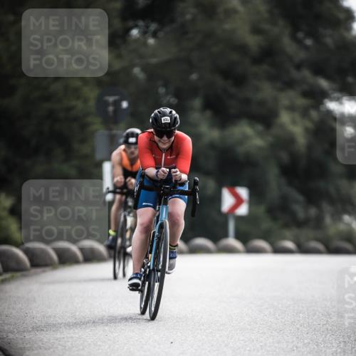 21.06.2026 - 29. Vierlanden-Triathlon H.Heesch http://msf.ph/oto/9882357 21.06.2026 09:17:32 Radfahren 3, 16, 51, 233 meine-sportfotos.de