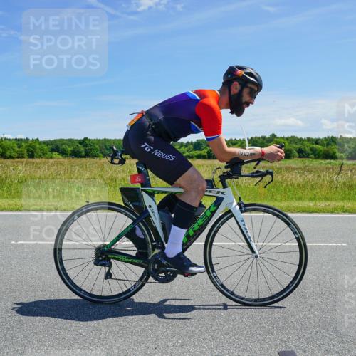 21.06.2026 - Viking Triathlon Michael Burmester http://msf.ph/oto/9882371 21.06.2026 13:14:46 Radfahren 251, 366 meine-sportfotos.de