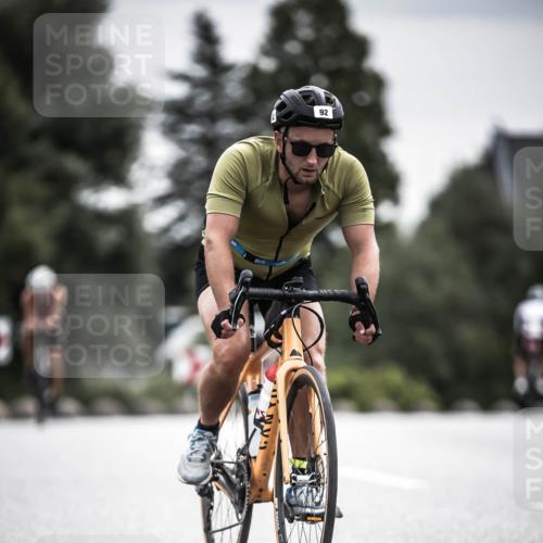 21.06.2026 - 29. Vierlanden-Triathlon H.Heesch http://msf.ph/oto/9882402 21.06.2026 10:34:34 Radfahren 92, 118, 119, 141, 178, 227, 350, 363, 414, 554, 560 meine-sportfotos.de