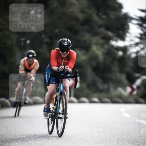 21.06.2026 - 29. Vierlanden-Triathlon H.Heesch http://msf.ph/oto/9882405 21.06.2026 09:17:32 Radfahren 3, 16, 51, 233 meine-sportfotos.de