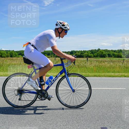 21.06.2026 - Viking Triathlon Michael Burmester http://msf.ph/oto/9882446 21.06.2026 13:16:03 Radfahren  meine-sportfotos.de