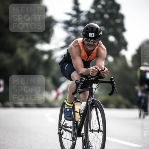 21.06.2026 - 29. Vierlanden-Triathlon H.Heesch http://msf.ph/oto/9882546 21.06.2026 09:17:34 Radfahren 16, 51, 233 meine-sportfotos.de