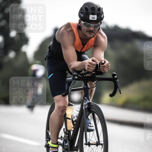 21.06.2026 - 29. Vierlanden-Triathlon H.Heesch http://msf.ph/oto/9882604 21.06.2026 09:17:34 Radfahren 16, 51, 233 meine-sportfotos.de