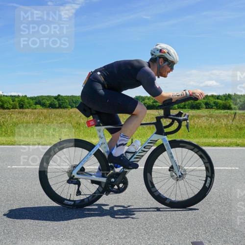 21.06.2026 - Viking Triathlon Michael Burmester http://msf.ph/oto/9882611 21.06.2026 13:18:54 Radfahren 305, 344, 463 meine-sportfotos.de