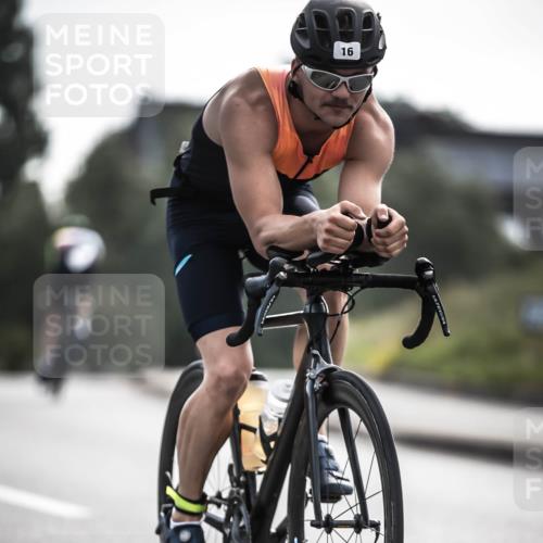 21.06.2026 - 29. Vierlanden-Triathlon H.Heesch http://msf.ph/oto/9882612 21.06.2026 09:17:34 Radfahren 16, 51, 233 meine-sportfotos.de