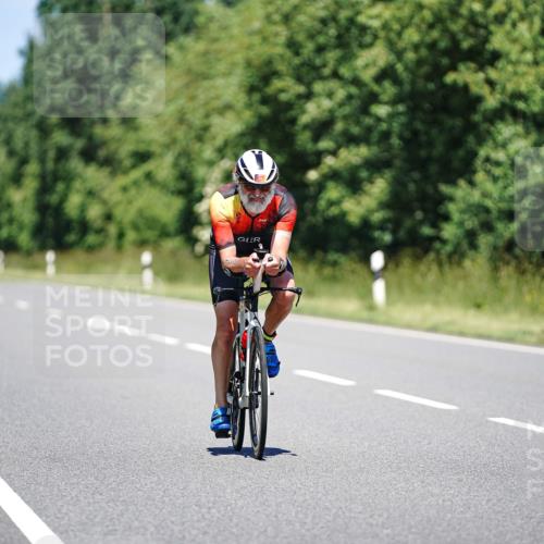 21.06.2026 - Viking Triathlon Michael Burmester http://msf.ph/oto/9882672 21.06.2026 13:42:12 Radfahren  meine-sportfotos.de