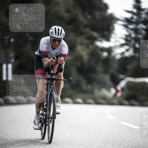 21.06.2026 - 29. Vierlanden-Triathlon H.Heesch http://msf.ph/oto/9882674 21.06.2026 09:17:54 Radfahren 106, 226 meine-sportfotos.de