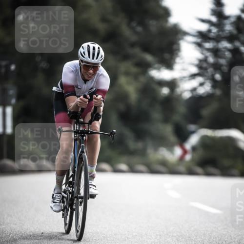 21.06.2026 - 29. Vierlanden-Triathlon H.Heesch http://msf.ph/oto/9882680 21.06.2026 09:17:54 Radfahren 106, 226 meine-sportfotos.de