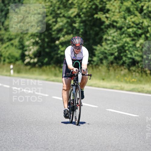 21.06.2026 - Viking Triathlon Michael Burmester http://msf.ph/oto/9882723 21.06.2026 13:43:27 Radfahren  meine-sportfotos.de