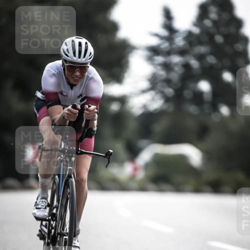 21.06.2026 - 29. Vierlanden-Triathlon H.Heesch http://msf.ph/oto/9882738 21.06.2026 09:17:54 Radfahren 106, 226 meine-sportfotos.de