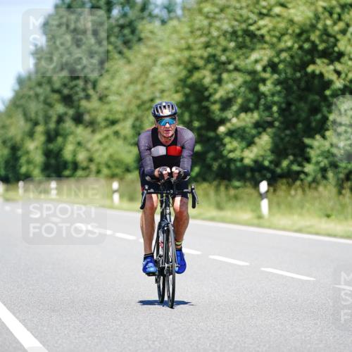 21.06.2026 - Viking Triathlon Michael Burmester http://msf.ph/oto/9882751 21.06.2026 13:43:41 Radfahren  meine-sportfotos.de
