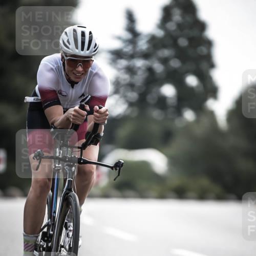 21.06.2026 - 29. Vierlanden-Triathlon H.Heesch http://msf.ph/oto/9882773 21.06.2026 09:17:54 Radfahren 106, 226 meine-sportfotos.de