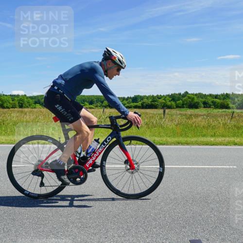 21.06.2026 - Viking Triathlon Michael Burmester http://msf.ph/oto/9882811 21.06.2026 13:24:55 Radfahren 335 meine-sportfotos.de