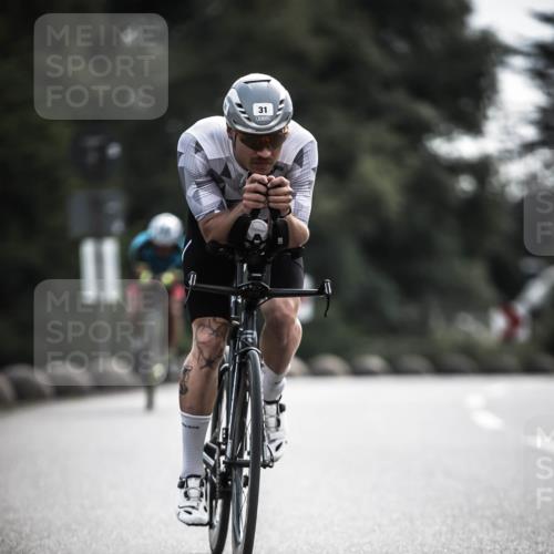 21.06.2026 - 29. Vierlanden-Triathlon H.Heesch http://msf.ph/oto/9882834 21.06.2026 09:18:07 Radfahren 31, 211, 284 meine-sportfotos.de