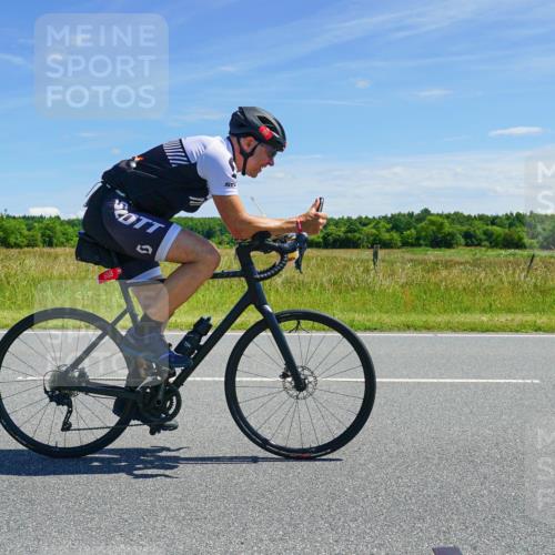 21.06.2026 - Viking Triathlon Michael Burmester http://msf.ph/oto/9882849 21.06.2026 13:25:21 Radfahren 247, 314, 646 meine-sportfotos.de